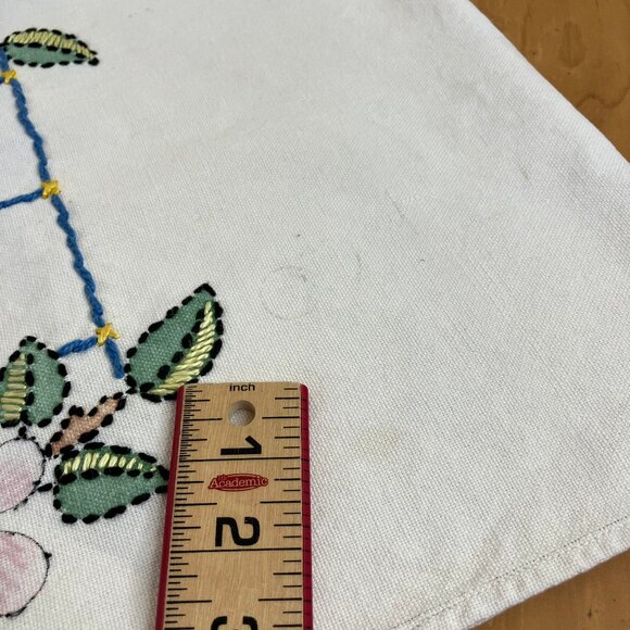 Hand Embroidered Flower Swag Table Runner Vintage Cotton w/ Fringe Ends 15x46" - Picture 6 of 9